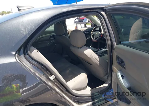 2015 Chevrolet Malibu Ls z USA, uszkodzony, nr VIN 1G11B5SL9FF169757